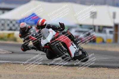 media/Jan-15-2023-SoCal Trackdays (Sun) [[c1237a034a]]/Turn 2 Set 2 (1155am)/